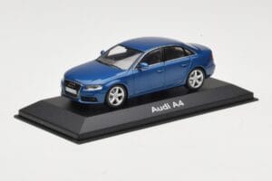 Audi A4 B8 3.2 Quattro Aruba Blue Minichamps 1:43 5010704123 Metalas - nuotrauka 2 iš 4