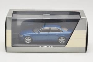 Audi A4 B8 3.2 Quattro Aruba Blue Minichamps 1:43 5010704123 Metalas - nuotrauka 4 iš 4
