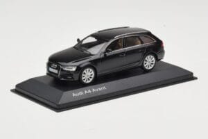 Audi A4 B8 Avant Phantom Black Minichamps 1:43 5011204223 Metalas - nuotrauka 2 iš 4