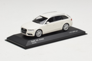 Audi A4 B8 Avant Baltas Minichamps 1:43 410011010 Metalas - nuotrauka 2 iš 5