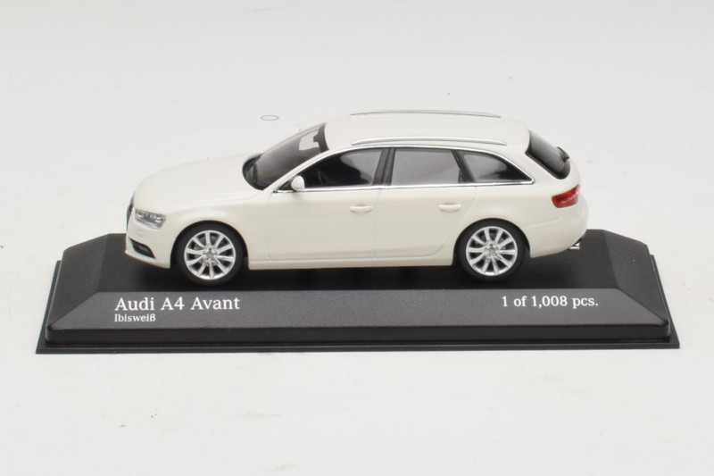 Audi A4 B8 Avant Baltas Minichamps 1:43 410011010 Metalas