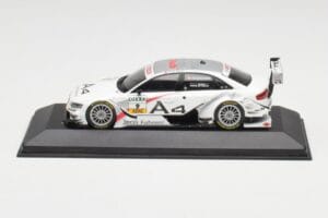 Audi A4 B8 #9 T. Kristensen DTM 2008 Minichamps 1:43 400081809 Metalas