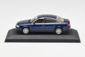 Audi A6 C5 Tamsiai Mėlyna Minichamps 1:43 132093 Metalas