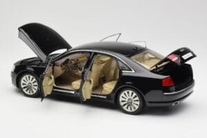 Audi A8 D3 W12 Juodas Kyosho 1:18 09212BK Metalas - nuotrauka 5 iš 8