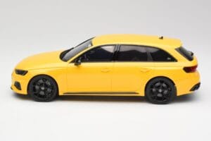 Audi RS4 B9 Avant 25-metis Vegas Geltonas GT Spirit 1:18 GT935 Derva - nuotrauka 3 iš 6