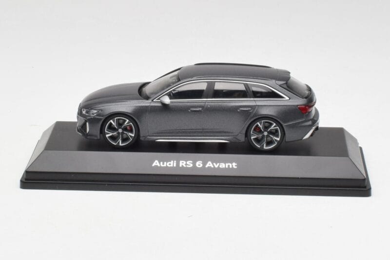 Audi RS6 C8 Avant Pilkas Metalinis Minichamps 1:43 5012016231 Metalas