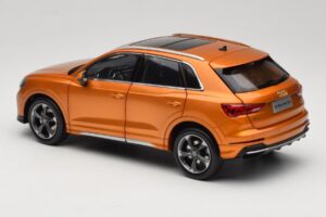 Audi Q3 F3 Orange Metallic Paudi Model 1:18 05962Q32019 Metalas - nuotrauka 7 iš 8