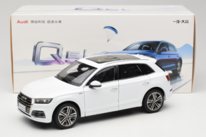 Audi Q5L FY Baltas Paudi Model 1:18 30694 Metalas - nuotrauka 8 iš 8