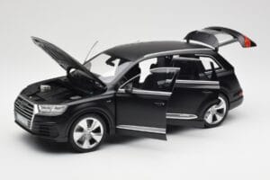 Audi Q7 4M Matinis Juodas Minichamps 1:18 110014001 Metalas - nuotrauka 2 iš 8