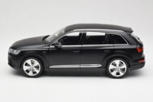 Audi Q7 4M Matinis Juodas Minichamps 1:18 110014001 Metalas - nuotrauka 4 iš 8