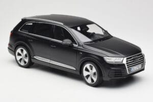 Audi Q7 4M Matinis Juodas Minichamps 1:18 110014001 Metalas - nuotrauka 6 iš 8