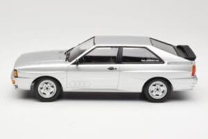 Audi Quattro B2 Sidabrinis Minichamps 1:18 155016122 Metalas - nuotrauka 3 iš 6