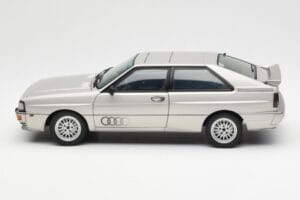 Audi Quattro LWB Sidabrinis AUTOart 1:18 70303 Metalas - nuotrauka 4 iš 8