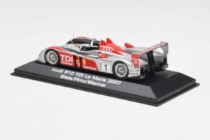Audi R10 TDI LMP1 #1 F. Biela / E. Pirro / M. Werner 24 Hours of Le Mans 2007 Minichamps 1:43 5020700213 Metalas - nuotrauka 3 iš 4
