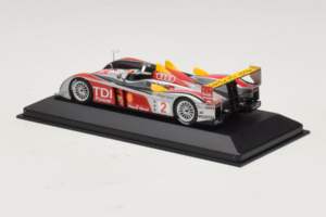 Audi R10 TDI LMP1 #2 R. Capello / T. Kristensen 2007 Minichamps 1:43 400071602 Metalas - nuotrauka 3 iš 4