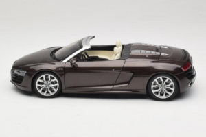Audi R8 5.2 Spyder Teak Brown Kyosho 1:18 5010918525 Metalas - nuotrauka 4 iš 8