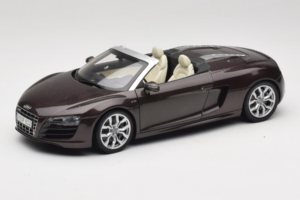 Audi R8 5.2 Spyder Teak Brown Kyosho 1:18 5010918525 Metalas