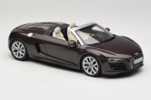 Audi R8 5.2 Spyder Teak Brown Kyosho 1:18 5010918525 Metalas - nuotrauka 6 iš 8