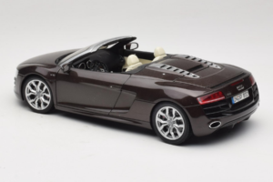 Audi R8 5.2 Spyder Teak Brown Kyosho 1:18 5010918525 Metalas - nuotrauka 7 iš 8