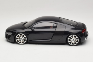 Audi R8 Juodas Kyosho 1:18 09213BK Metalas - nuotrauka 4 iš 8