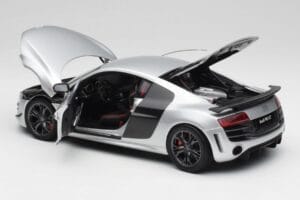 Audi R8 GT Type 42 Ice Sidabrinis Metallic Kyosho 1:18 09218IS Metalas - nuotrauka 5 iš 8