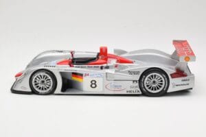 Audi R8 LMP900 #8 Audi Sport Team Joest F. Biela / E. Pirro / T. Kristensen 24 Hours of Le Mans 2000 Maisto 1:18 38899 Metala - nuotrauka 3 iš 6