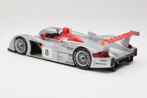 Audi R8 LMP900 #8 Audi Sport Team Joest F. Biela / E. Pirro / T. Kristensen 24 Hours of Le Mans 2000 Maisto 1:18 38899 Metala - nuotrauka 5 iš 6