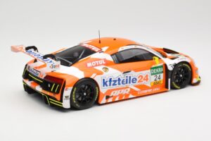 Audi R8 LMS #24 kfzteile24 L. Vanthoor / C. Stoll ADAC GT Masters 2016 Minichamps 1:18 155161124 Metalas - nuotrauka 2 iš 6