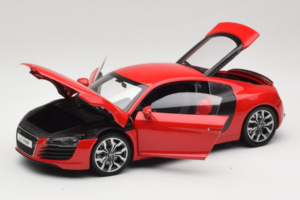 Audi R8 Raudonas Kyosho 1:18 09213R Metalas - nuotrauka 2 iš 8