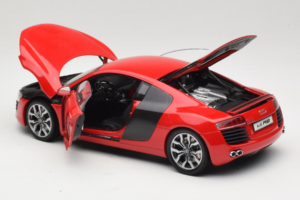 Audi R8 Raudonas Kyosho 1:18 09213R Metalas - nuotrauka 5 iš 8