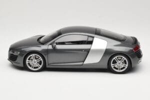 Audi R8 Type 42 4.2 Daytona Grey Kyosho 1:18 5010618425 Metalas - nuotrauka 4 iš 8