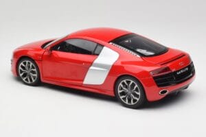 Audi R8 V10 Brilliant Raudonas Kyosho 1:18 09216RR Metalas - nuotrauka 7 iš 8
