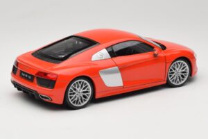 Audi R8 V10 Raudonas Welly 1:18 18052W Metalas - nuotrauka 3 iš 8