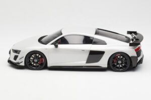 Audi R8 V10 GT RWD Pilkas GT Spirit 1:18 GT461 Derva - nuotrauka 3 iš 6