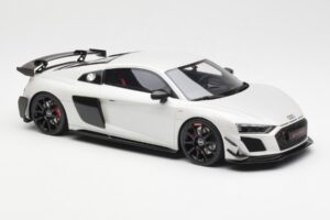 Audi R8 V10 GT RWD Pilkas GT Spirit 1:18 GT461 Derva - nuotrauka 4 iš 6