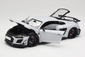 Audi R8 4S V10 Performance Baltas Kengfai 1:18 VAKF-0357 Metalas - nuotrauka 2 iš 8