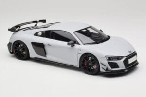 Audi R8 4S V10 Performance Baltas Kengfai 1:18 VAKF-0357 Metalas - nuotrauka 6 iš 8