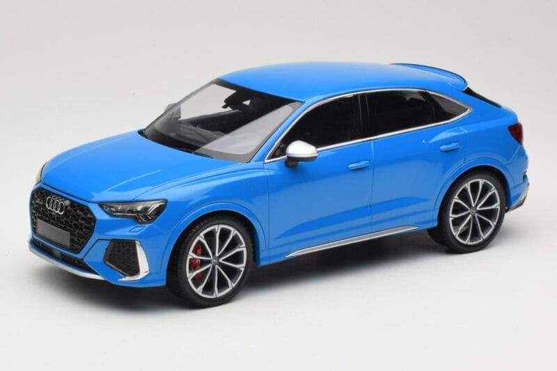 Audi RS Q3 F3 Sportback Mėlynas Minichamps 1:18 155018101 Metalas