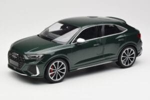 Audi RS Q3 Sportback 8U Green Metallic Minichamps 1:18 155018102 Metalas