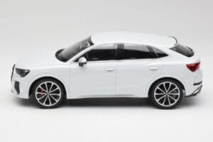 Audi RS Q3 F3 Sportback Glacier White Metallic Minichamps 1:18 155018105 Metalas - nuotrauka 3 iš 6