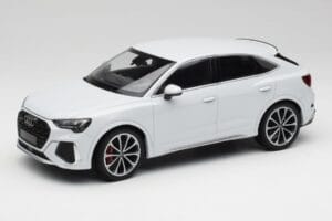 Audi RS Q3 F3 Sportback Glacier White Metallic Minichamps 1:18 155018105 Metalas