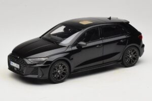 Audi RS3 8Y Sportback Myth Black Norev 1:18 188388 Metalas