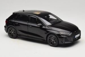 Audi RS3 8Y Sportback Myth Black Norev 1:18 188388 Metalas - nuotrauka 6 iš 8