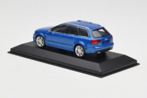 Audi RS4 B7 Avant Blue Metallic Minichamps 1:43 AUDI010 Metalas - nuotrauka 3 iš 4