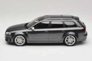 Audi RS4 B7 Pilkas Otto 1:18 OT721 Derva - nuotrauka 3 iš 6