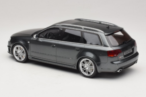 Audi RS4 B7 Pilkas Otto 1:18 OT721 Derva - nuotrauka 5 iš 6