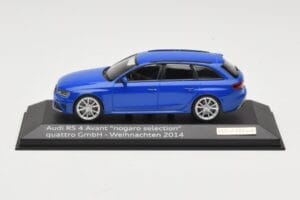 Audi RS4 B8 Avant Nogaro Blue Kalėdinė Kolekcija 2014 Minichamps 1:43 AUDI003 Metalas