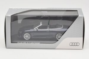 Audi RS5 B8 Kabrioletas Estoril Blue Minichamps 1:43 5011215313 Metalas - nuotrauka 4 iš 4