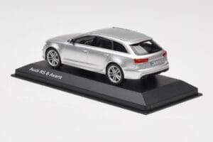 Audi RS6 C7 Avant Prisma Silver Minichamps 1:43 5011216213 Metalas - nuotrauka 3 iš 4