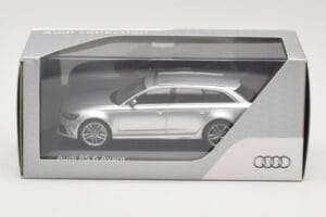 Audi RS6 C7 Avant Prisma Silver Minichamps 1:43 5011216213 Metalas - nuotrauka 4 iš 4